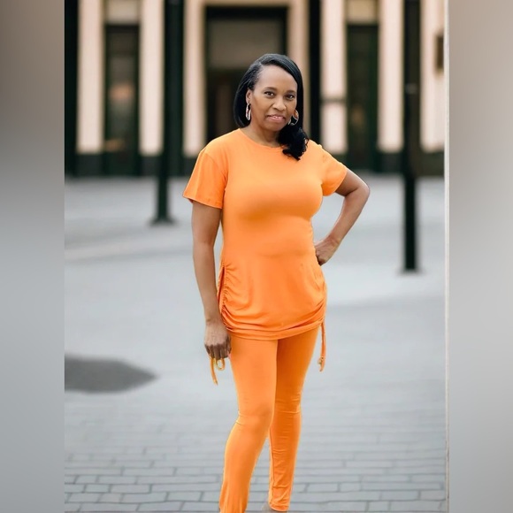 Swaggy Orange Leggings Set - Picture 2 of 3